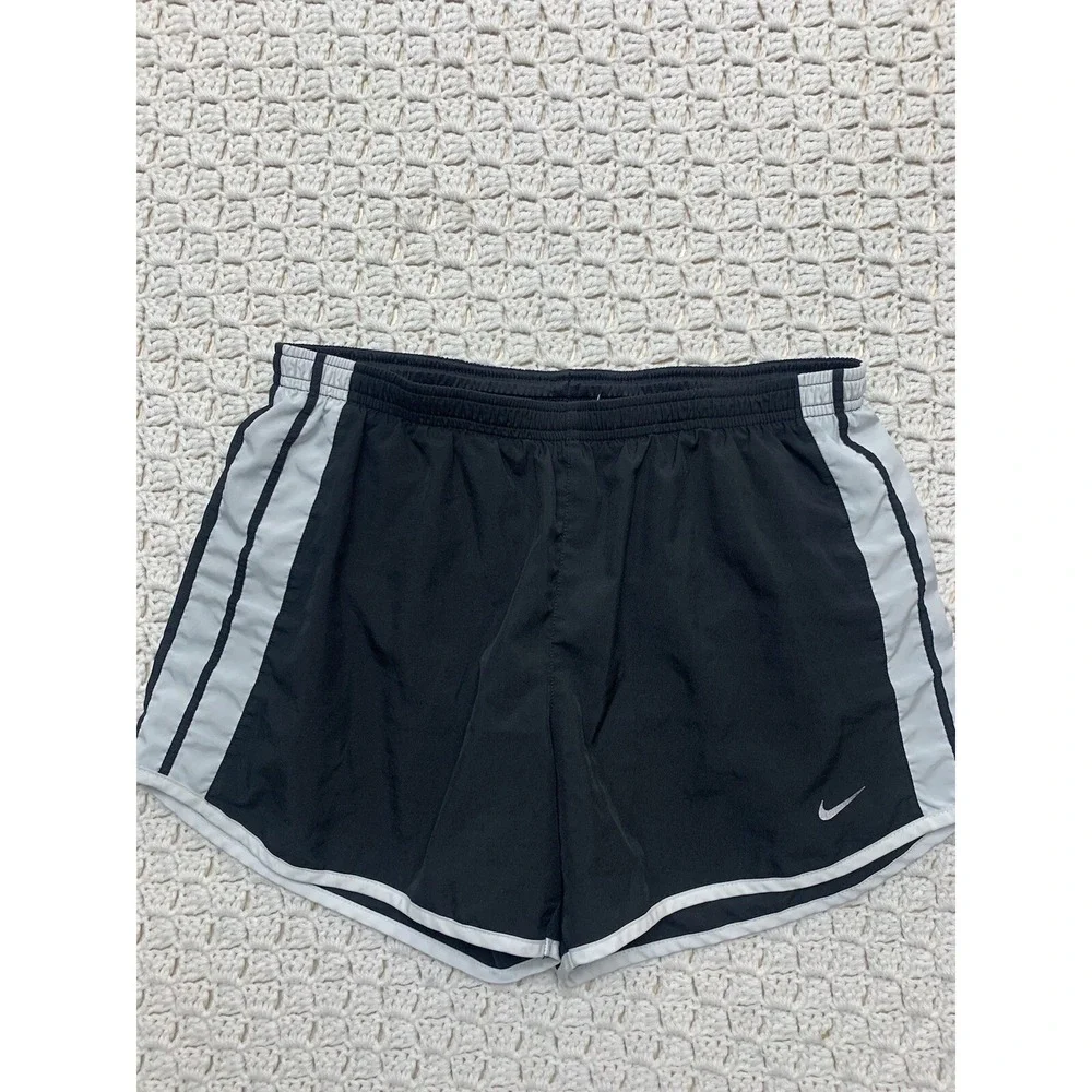 Nike Shorts Womens Size‎ M Black Athletic Running/Training  Gym Dri Fit